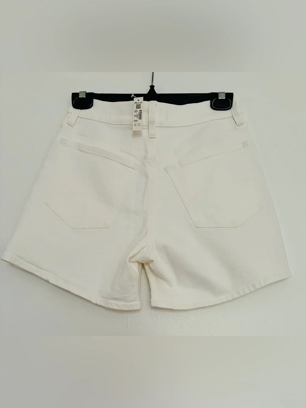 Madewell Women’s The Perfect Vintage Mid-Length Jean Short.26. NWT.